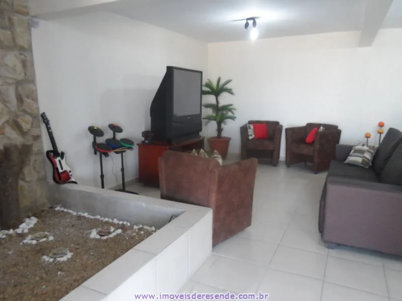 Foto 3 de 17 - Casa para venda em Morada do Castelo